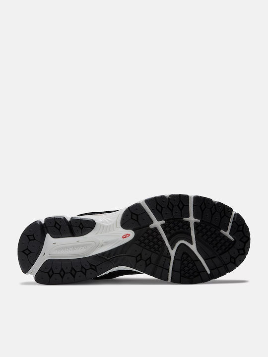 2002R Chunky Sneakers Black
