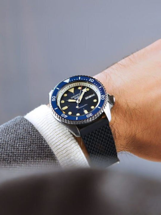 Seiko 5 Sports SKX Suits Style Мъжки Часовник 43мм Автоматичен с Син Каучукова Каишка