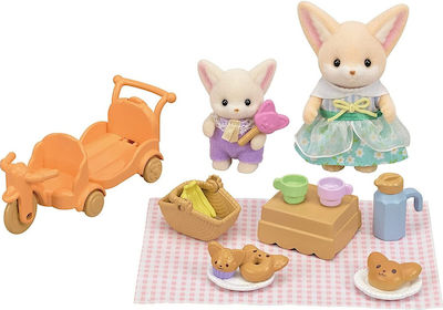 Epoch Toys Miniature Toy Sunny Picnic Set Sylvanian Families for 3+ Years