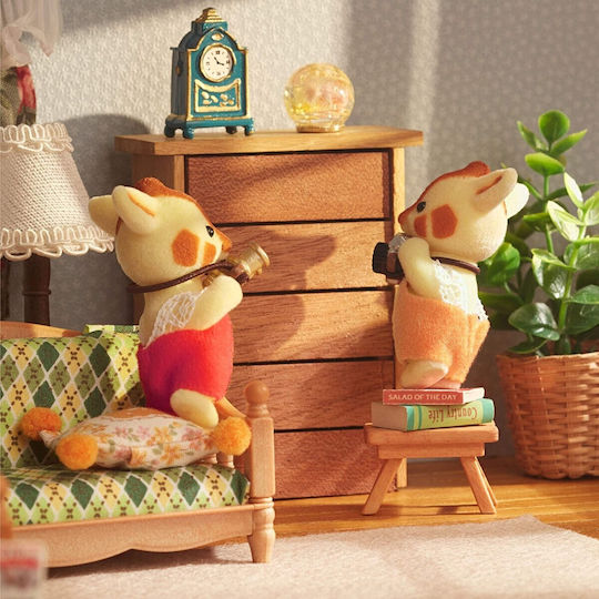 Epoch Toys Familia Girafă Highbranch Familii Sylvanian Pentru 3+ Ani (Diverse Modele)