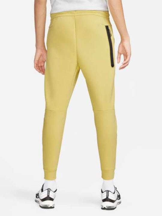 Nike Men's Fleece Sweatpants with Rubber Yellow