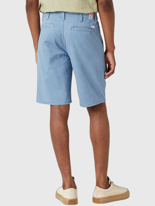 Wrangler Casey Herrenshorts Chino Hellblau