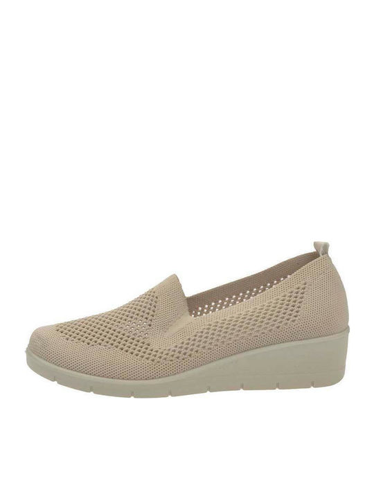 Anatomic Women's Slip-Ons Beige