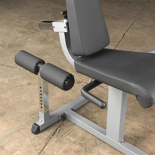 Body-Solid Cam Series Quadrizeps-/Beinbeuger-Maschine ohne Gewichte