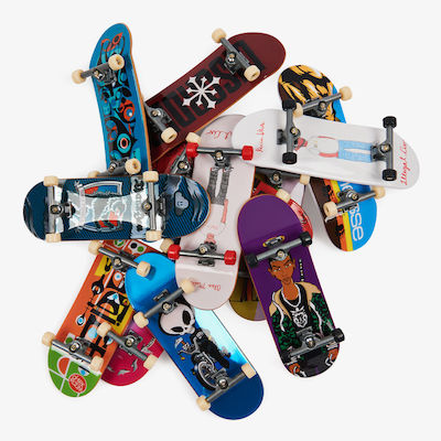 Spin Master Jucărie Miniatură Finger Skate Finesse Bull TechDeck pentru 6+ Ani 9.6cm. (Diverse modele) 1 buc