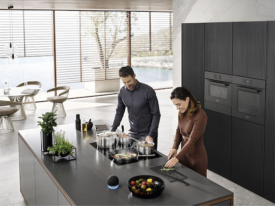 Miele Induktionskochfeld Autonom mit Dunstabzugshaube 80x52εκ.