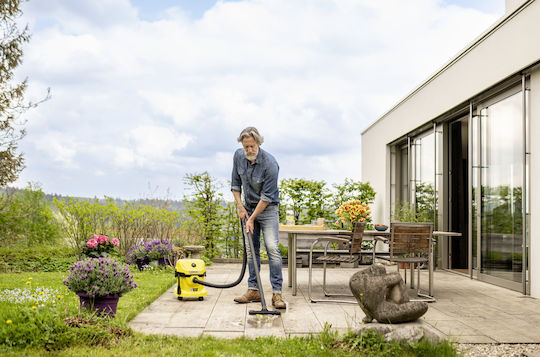 Karcher WD 2-18 Rechargeable Vacuum Wet / Dry Without Charger and Battery with Plastic Bin 12lt