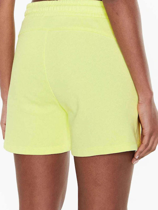 DKNY