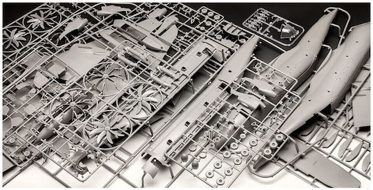 Revell A400M Atlas “RAF” Фигура за Моделизъм Самолет в Мащаб 1:72