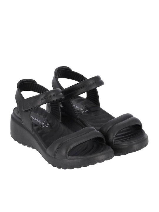 Women's Flat Sandals with Strap in Black Color