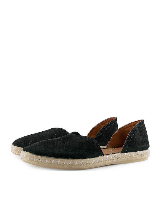 Marila Footwear