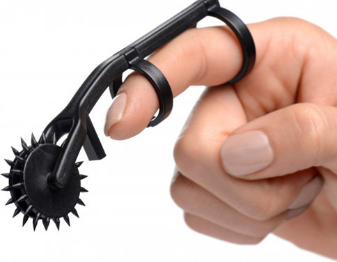 XR Master Series Thorn Double Finger Pinwheel Wheel in Black Color