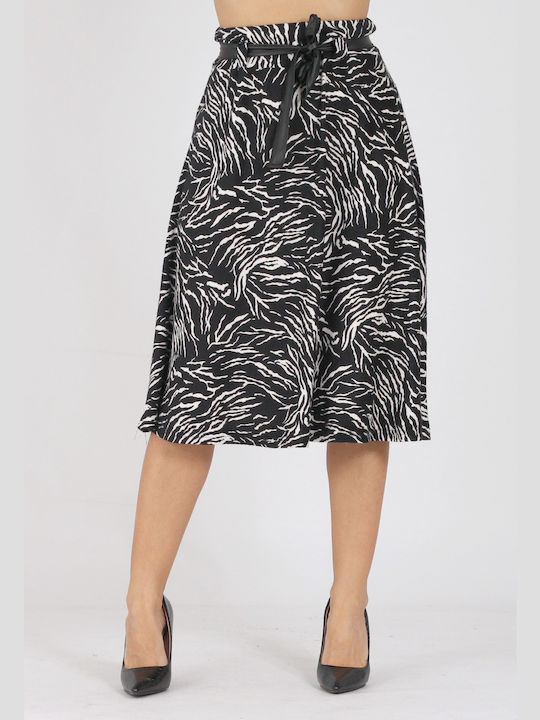 Midi skirt with patterned clouse