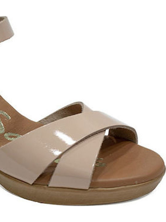 Sandalen aus Lackleder Rosa