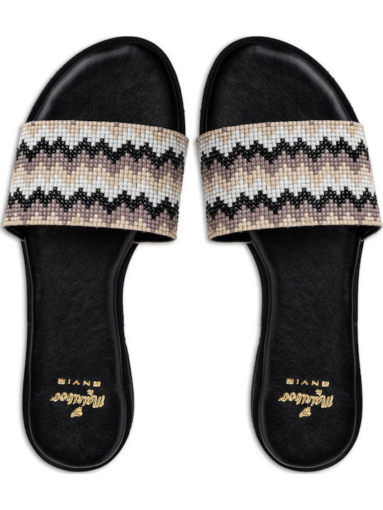 Women's Flat Sandals in Black Color