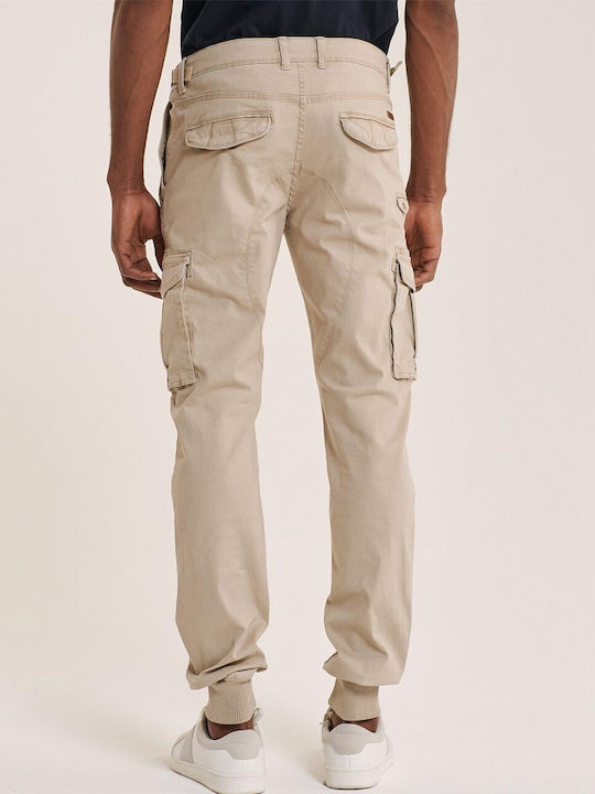 Beige cargo trousers with elastic