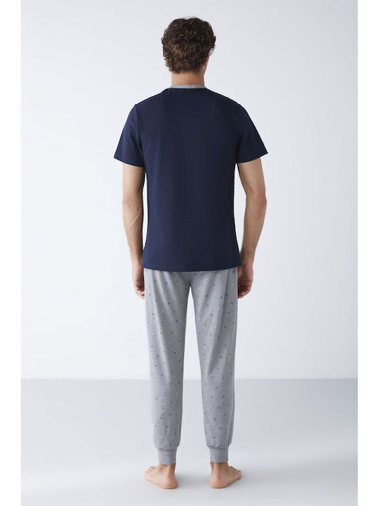 Nautica Marineblau