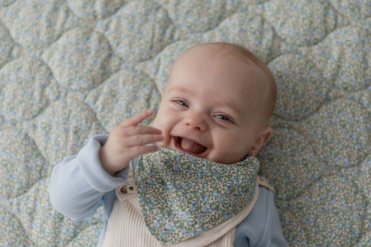 Bibs Chamomile Lawn Μπαντάνα από 100% Βαμβάκι με Κουμπί με Τσέπη Violet Sky