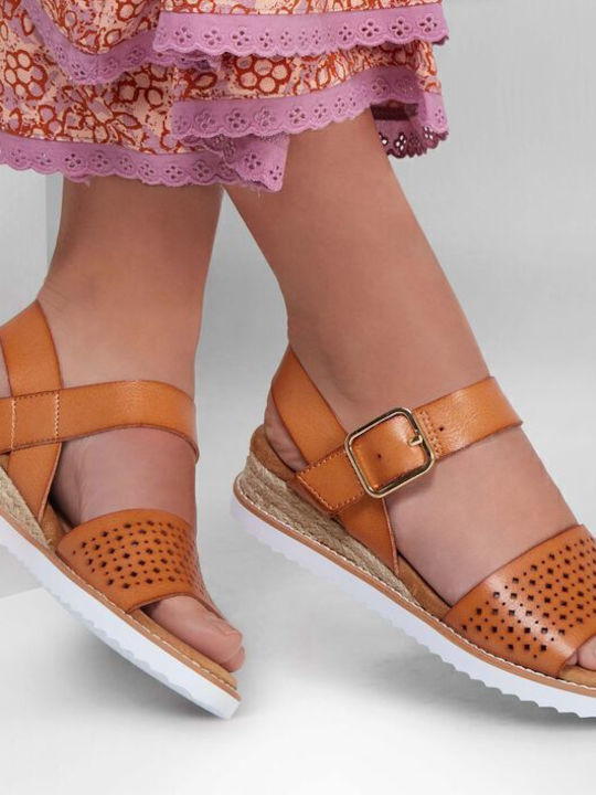 BOBS Desert Kiss Women's Ankle Strap Platforms Tabac Brown