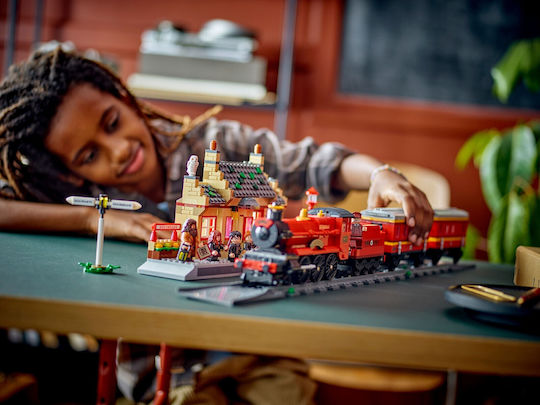 LEGO Harry Potter Hogwarts Express Zug Set & Hogsmeade Station für 8+ Jahre 1074 Stück