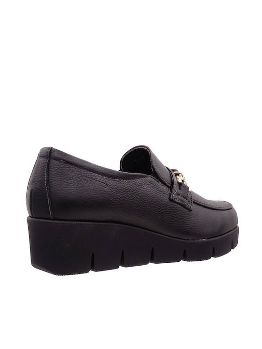 Softies Women's Moccasins in Black Color