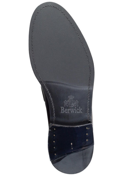 Mocasini barbati in Burgundy Culori