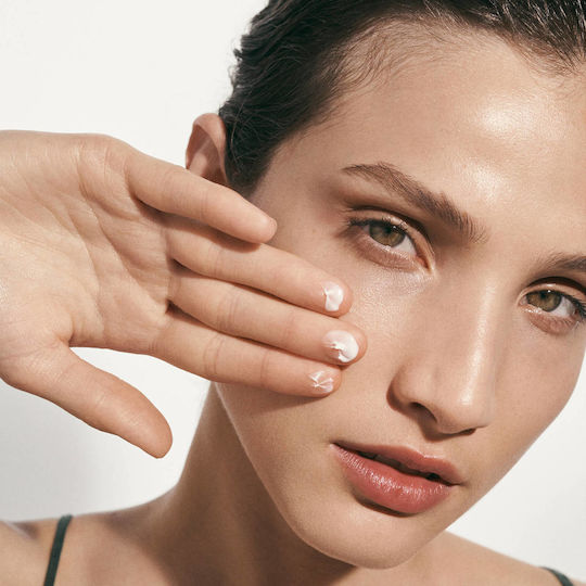La Mer The Moisturizing Soft Rich Κρέμα Προσώπου Ημέρας για Ενυδάτωση & Ανάπλαση 100ml
