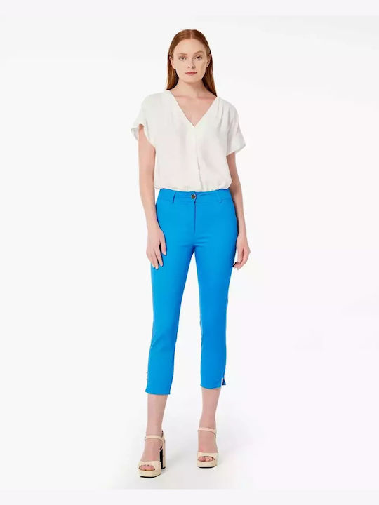 Forel Women's Cotton Capri Trousers in Slim Fit Light Blue