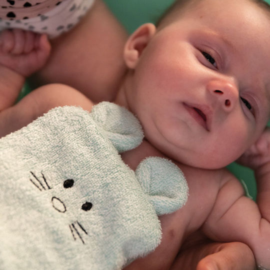 Babyono Βρεφικό Γάντι Μπάνιου Μωβ