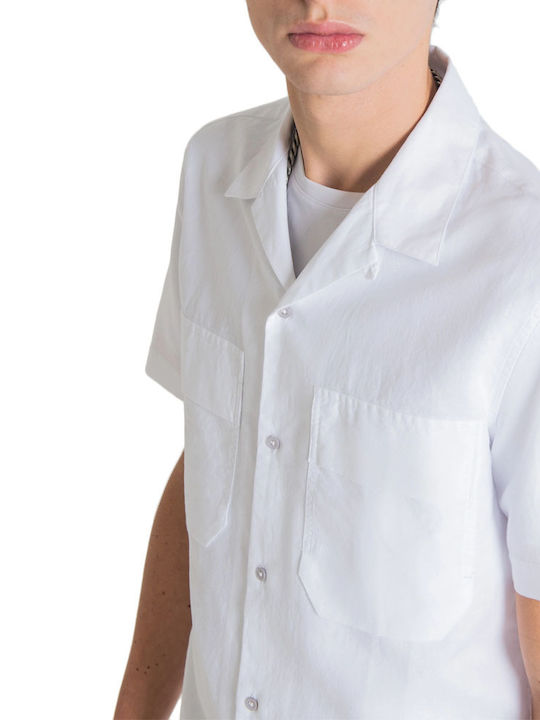 Short-sleeved Linen Shirt in Wide Line White