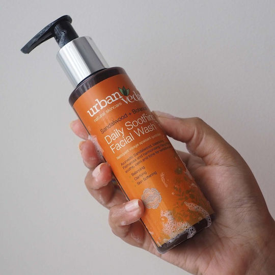 Urban Veda Sandalwood + Botanics Soothing Daily Face Wash Cream Cleansing Face 150ml