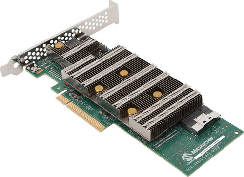 Microchip Karte PCIe in Port SAS