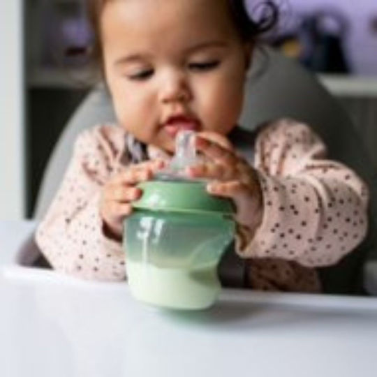 Tommee Tippee Transition Cup Εκπαιδευτικό Μπιμπερό Πλαστικό με Λαβές Πράσινο 4m+ 150ml