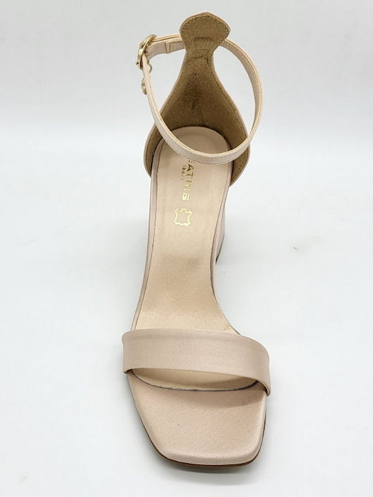 Beatris Damen Sandalen in Beige Farbe