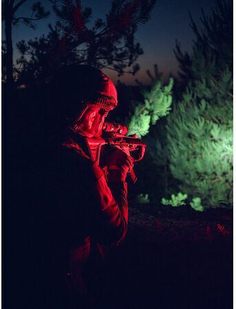 Armytek Pro Φακός LED με Μέγιστη Φωτεινότητα 660lm DOBERMANN