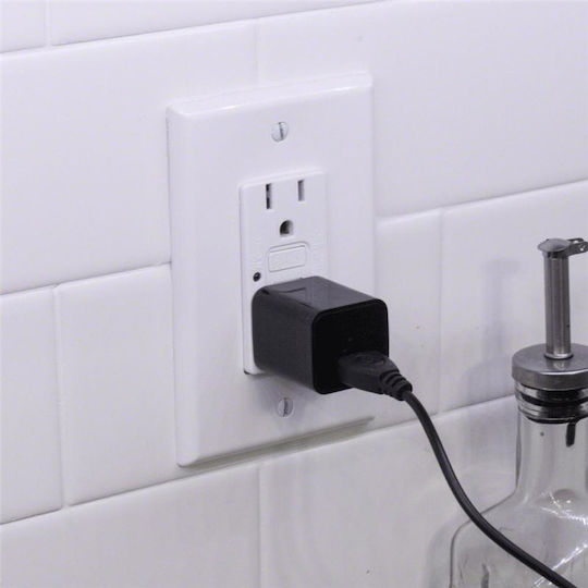 Hidden Camera Socket 1080p with Memory Card Slot and Motion Detector