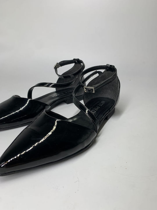 Patent Leather Pointy Ballerinas With strap Black