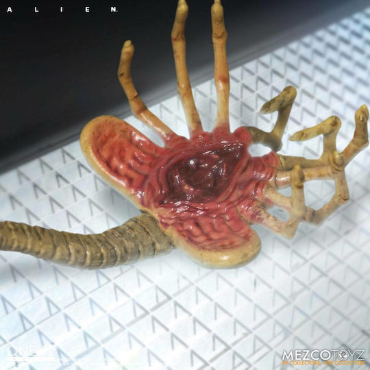 Mezco Toys Alien: Alien Φιγούρα Δράσης ύψους 18εκ. σε Κλίμακα 1:12