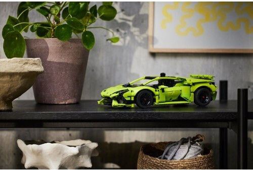 LEGO Technic Lamborghini Huracán Tecnica Pentru 9+ Ani 806 Bucăți