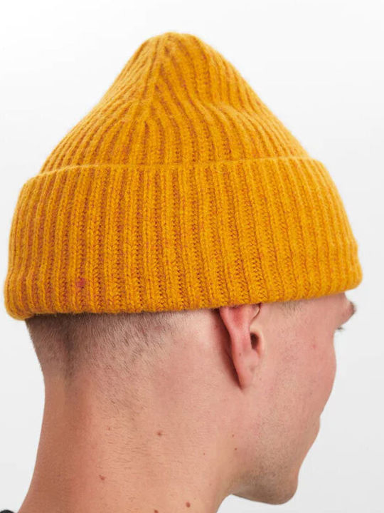 Anerkjendt Knitted Beanie Cap Yellow