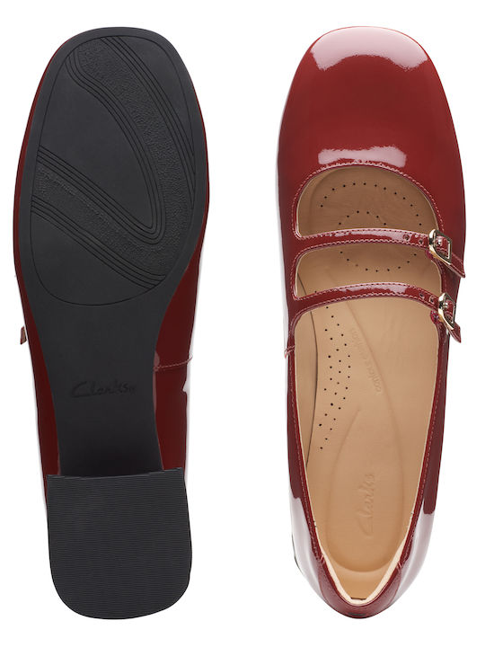 Patent Leather Burgundy Heels with Strap Shine