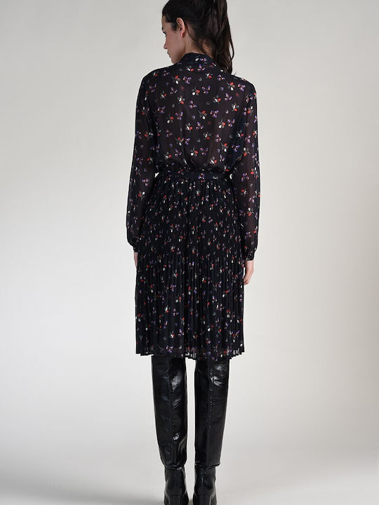 Midi Hemdkleid Kleid Schwarz Die folgende Liquid-Vorlage ist eine Vorlage für Produktnamen in der Kategorie "Damenkleider". Übersetzen Sie nur die Textknoten der Liquid-Vorlage in die deutsche Sprache, wobei die ursprüngliche Syntax und HTML-Tags beibehalten werden, und ändern Sie nichts zwischen '{' und '}'. Geben Sie nur die Übersetzung an: Schwarz