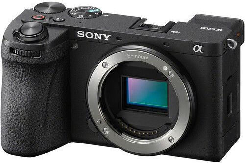 Sony a6700 Mirrorless Camera Kit (E 18-135mm F3.5-5.6 OSS) Black
