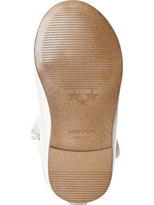 Kids Patent Leather Ballerinas Mercedita with Hoop & Loop Closure Beige