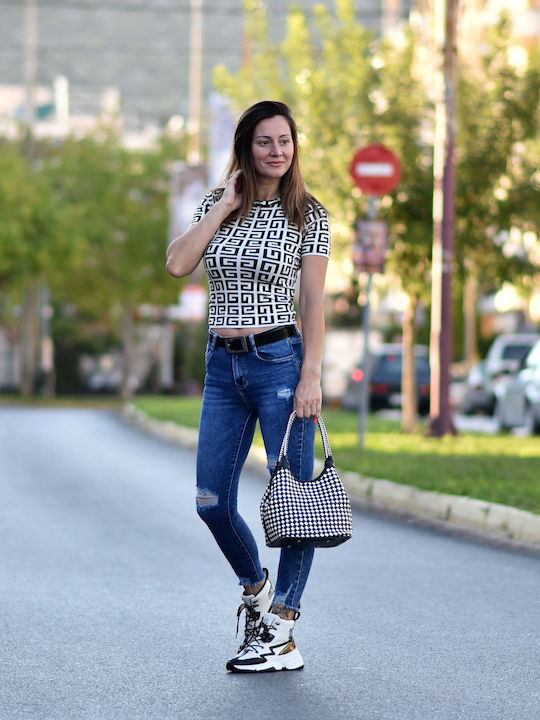 High Waist Women's Jean Trousers with Rips