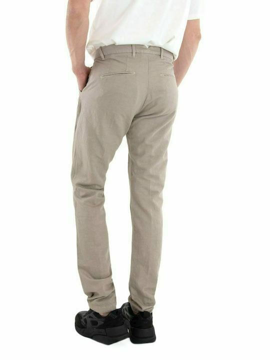 Uniform Jeans