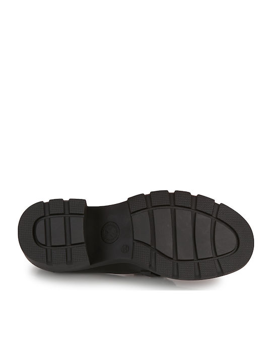 Women's Moccasins in Black Color