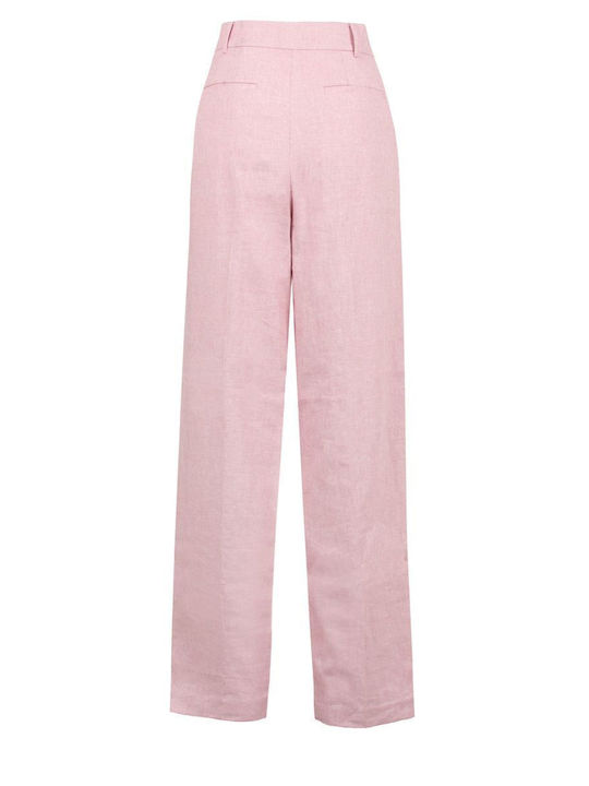 Dama In Pantaloni Roz