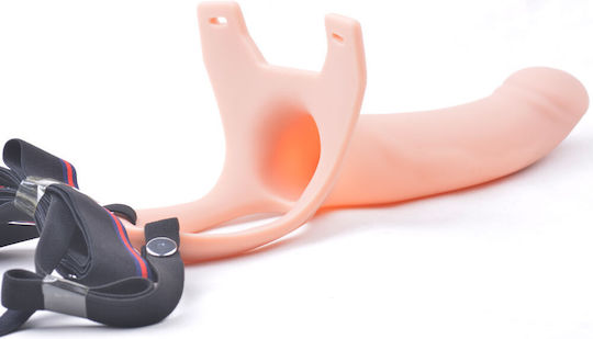 Kinksters Gurtzeug mit Dildo in Hautfarbe