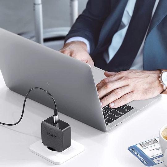 Ugreen Ladegerät ohne Kabel GaN mit USB-C Anschluss 65W Stromlieferung / Schnellaufladung 2.0 / Schnellaufladung 3.0 / Schnell-Ladung 4+ / Schnellaufladung 4.0 Schwarzs (CD217)